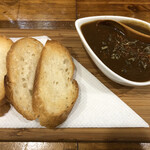 下町バル★スパイス - おつまみカレー＋バケット 600円