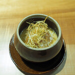 薫 HIROO - 浜坂産松葉ガニを２種の出汁で