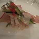 シェ大見山 - 冷前菜：真鯛のカルパッチョ
