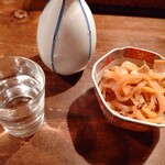 お多福 - 料理写真:【2020.1.29(水)】日本酒(熱燗)とお通し