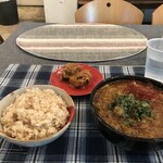 乙仲角 - 前回メニューを見て、次回は、これって思ってた「カレーうどんセット」６８０円です（２０２０．１．２９）