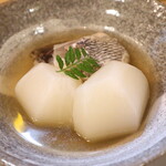 季節料理 よし野 - 鯛と蕪の炊き合わせ