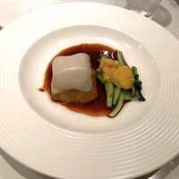 神田 雲林 - 蘇東坡が愛した伝統料理『東坡肉』雪掛け餅とインカの目覚めを添えて