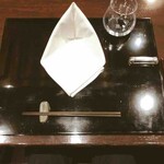 秋田牛鉄板焼 銀座五明 - 一人用の配膳