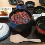 ひつまぶし名古屋備長 - 