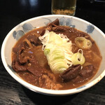 Itsuchiyoku - もつ煮込み@430円