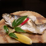 遊季の里 - 焼物：虹鱒の塩焼き はじかみ