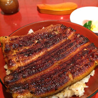 吉寅 - 鰻丼定食。