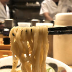 饗 くろ喜 - モチモチ麺