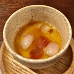 セルサルサーレ - 地鶏のコンソメと卵のロワイヤル　銀杏の生ハムの茶碗蒸し