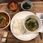 タイごはん サヌック - 