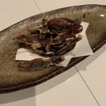 酒の穴 鳥心 - 「干しホタルイカ炙り」