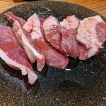 熟成ホルモン・山形牛 炭火焼肉 牛語 - トロハツ