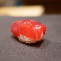 鮨 龍次郎 - 鮪　赤身