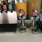 Qantas Domestic Business Lounge - 