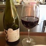 Abats. - 泡があっという間になくなったのでla petite commanderieというビオワインをいただきました　これ激ウマです