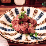 ワイン食堂 イタダキヤ - 朝取り白キモ炙り　通常より量を少なくしてもらいました♪