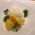 トラットリア テンポ ドーロ - 