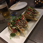 Tommy Bahama Restaurant, Bar & Store - ツナタコス