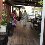 Tommy Bahama Restaurant, Bar & Store - テーブルラウンジ