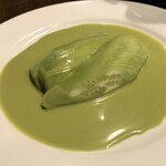 アスペルジュ - きゅうりのシンプルサラダ