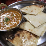 インド・ネパール料理 キルパ - カレー1種、チーズナン、サラダ、ドリンク‥1,050円