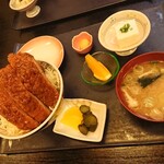 Iwafune - ソースかつ定食（丼）