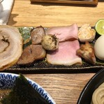 中華蕎麦 とみ田 - 特選全部のせトッピング