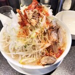 らうめん　さぶ郎 - 【さぶ郎で一番好きなメニュー】
      塩豚二枚780円(税込)+辛口チャーシューネギトッピング100円を極太麺変更.麺硬め.野菜多め.玉葱と生姜有り.ニンニク無し。