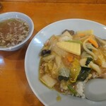 来々軒 - 中華飯650円