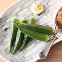 オクラのにんにく味噌ディップ