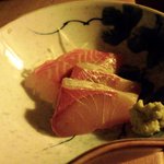 源氏 - 国盛のお通し　お造り(吉次､鰤)