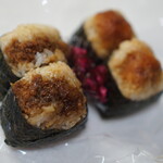 新宿さぼてん - 料理写真:４個で４００円ちょっと