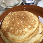 the Kracked egg - 大き〜いホットケーキ