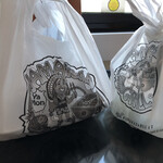 Jamaican Grill - プラスチックバッグのデザインもいい♡