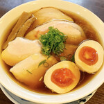 らぁ麺 紫陽花 - ・特製醤油らぁ麺 1100円