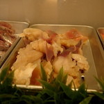 かねとも寿し - 今日は北寄が特においしそう・・