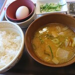Sukiya - すき家　納豆定食カレー豚汁に変更
