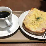 PROMENADE CAFE - 