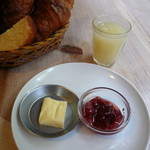 カタネカフェ - ジャム＆バターとグレープフルーツジュース