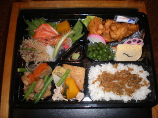 Kasuga - 2000円弁当「出前」