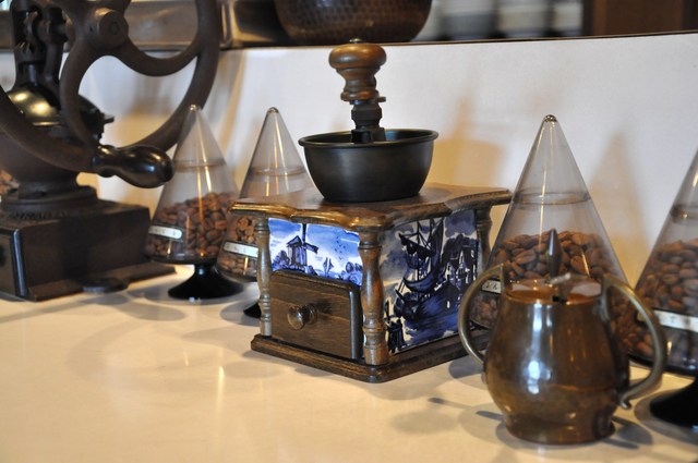 あ*し様 吉祥寺　珈琲　もか　マッチ箱　入手困難　しめぎ交紀　標交紀 吉祥寺「もか」 - ARTRON::Note