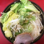 豚骨醤油ラーメン 王道家 - 野菜ラーメン直上(2019.12.22)