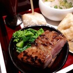 炭火割烹 白坂 - 黒豚煮