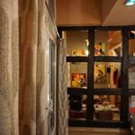 Perles de Saveurs - 店内入口から左