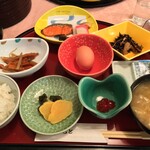 Goshoko Onsen Hana No Yu - 朝食はお膳でした、シンプルでしたが美味しかった