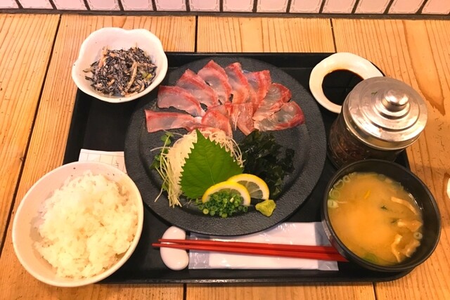 小洒落た魚の定食屋さん By くろあめ 梅山鉄平食堂 渡辺通 定食 食堂 食べログ 小洒落た魚の定食屋さん By くろあめ 梅山鉄平食堂 渡辺通 定食 食堂 食べログ