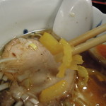 浅草名代らーめん 与ろゐ屋 - 【玉子らーめん】柚子の香がイイっすね...