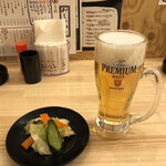 Yakiton Tamashii - 生ビールと漬物