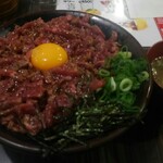 精肉・卸の肉バルSanoso - 